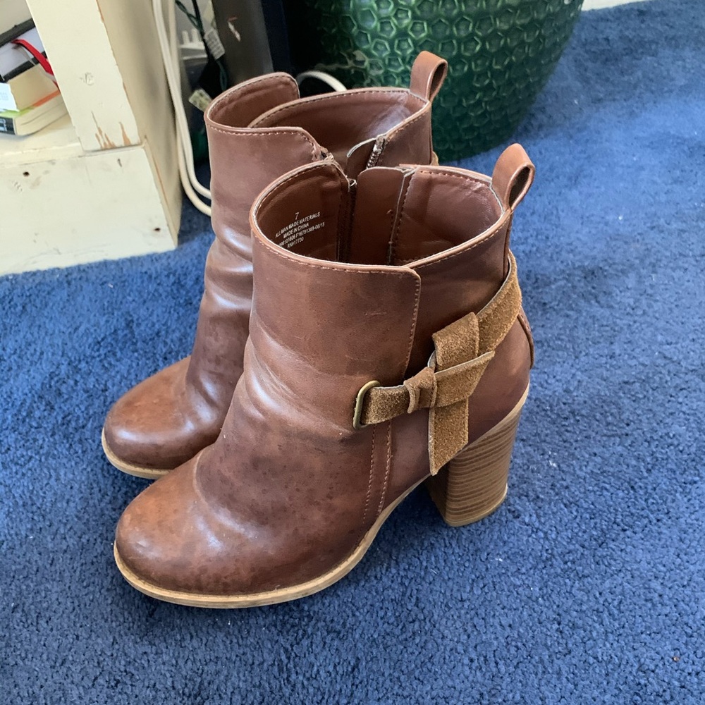 Rustic boots, never worn
